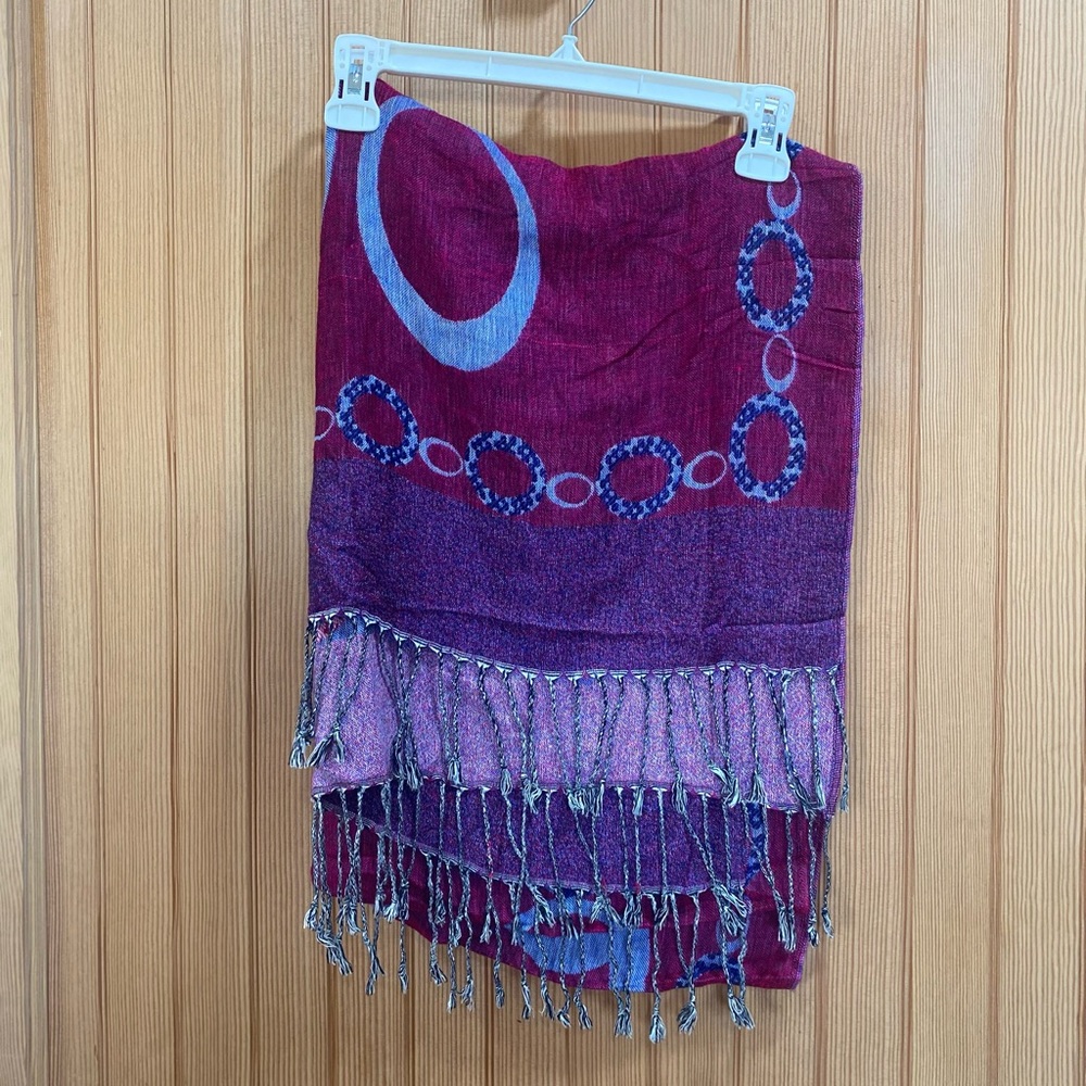 Elegant Burgundy and Navy Scarf 55% Pashmina 45% Silk - Picture 2 of 4